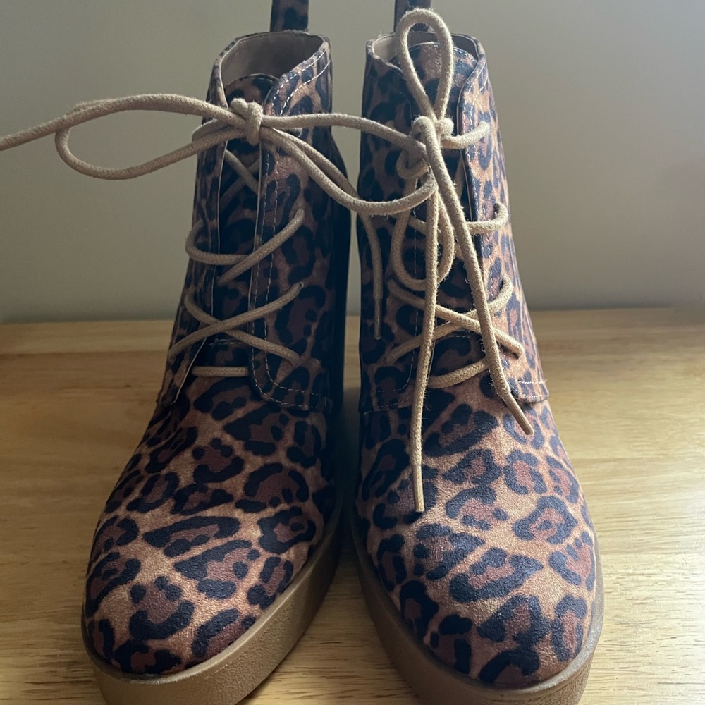 Jessica Simpson Mesila Wedge Bootie - Picture 2 of 3
